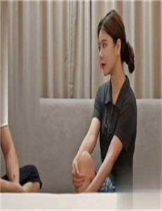 荿人电影/姬小满拿枪奖励自己核心提示